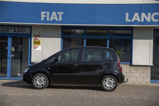 Fiat Idea - 1.4-16V Dynamic - 1