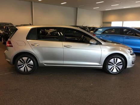 Volkswagen Golf - 1.4 TSI GTE AUTOMAAT , NAVIGATIE , ECC AIRCO. LED, APK 10-2019 - 1