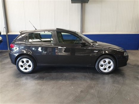 Alfa Romeo 147 - 1.9 JTD Impression - 1