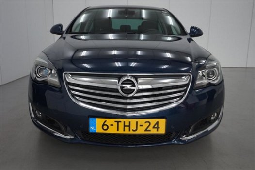 Opel Insignia - 2.0 CDTI EcoFLEX Business+ / Stoel- en stuurwielverwarming / Navi / AGR-stoelen - 1