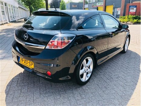 Opel Astra GTC - 1.8 Executive OPC RECARO Airco Apk N.A.P - 1