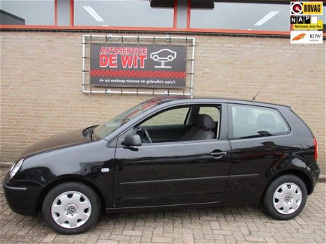 Volkswagen Polo - 1.2-12V Sportline - 1