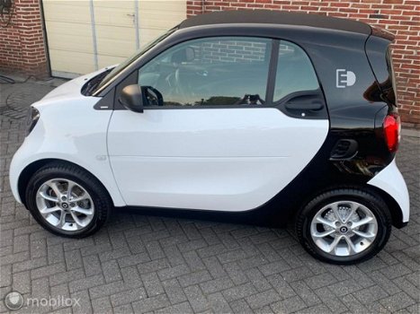 Smart Fortwo - EQ passion 100% Electric power direct leverbaar - 1