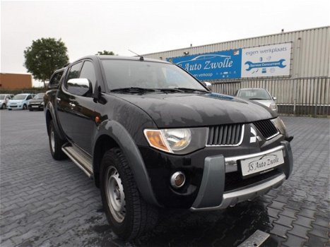 Mitsubishi L 200 - 1