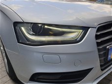 Audi A4 - 3.0 TDI Pro Line S Line 1ste Eigenaar BTW Auto Leder/Alcantara Navi Clima Led Xenon