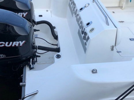 Boston Whaler 280 Outrage - 8