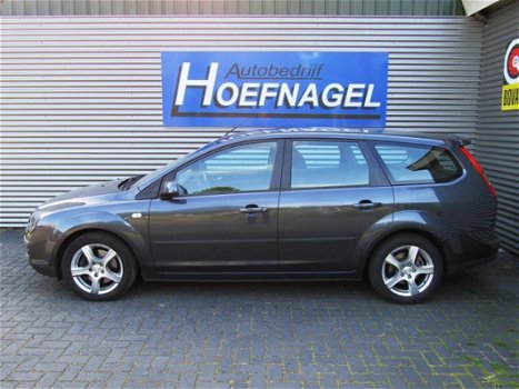 Ford Focus Wagon - 2.0-16V Rally Edition - 1