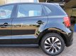 Volkswagen Polo - 1.0 Tsi BlueMotion / Navi / Cruise / Incl 6 maand BOVAG garantie , - 1 - Thumbnail