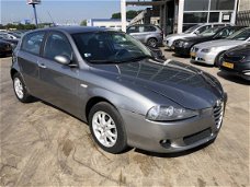 Alfa Romeo 147 - 1.6 16v