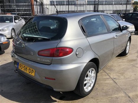 Alfa Romeo 147 - 1.6 16v - 1