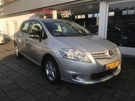 Toyota Auris - 1.3 16v VVT-i Comfort - 1