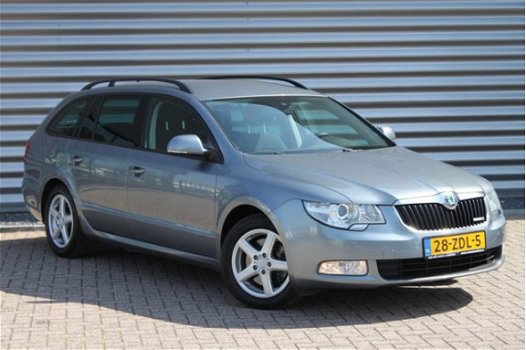 Skoda Superb Combi - 1.6 TDI Business Combi - 1