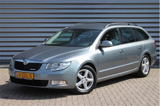 Skoda Superb Combi - 1.6 TDI Business Combi - 1