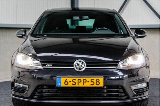 Volkswagen Golf - 1.4 TSI ACT Highline ✅R-Line 140pk 1e Eig|NL|Dealer|LED|Xenon|Panoramadak|Navi|PDC - 1