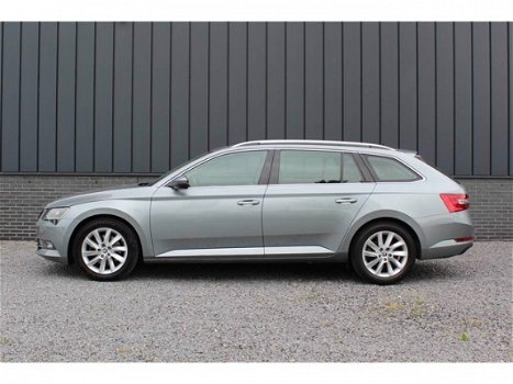 Skoda Superb Combi - 1.6 TDI 120pk DSG Ambition Business XENON - 1