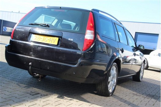 Ford Mondeo Wagon - 2.5 V6 Collection | Climate Control | Radio CD | Lichtmetalen velgen | Trekhaak - 1