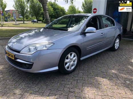 Renault Laguna - 2.0 16V Dynamique Dealer onderhouden/Navi/Climate-Control/Cruise-Control/Nap/Apk - 1