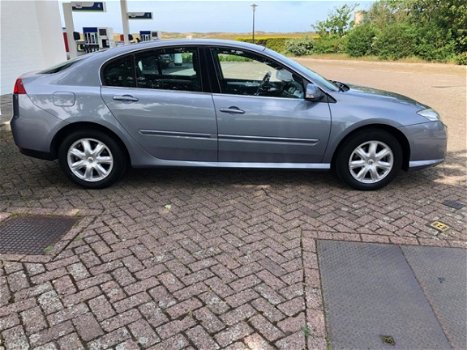 Renault Laguna - 2.0 16V Dynamique Dealer onderhouden/Navi/Climate-Control/Cruise-Control/Nap/Apk - 1