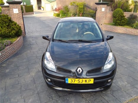 Renault Clio - 1.4-16V Dynamique Luxe - 1