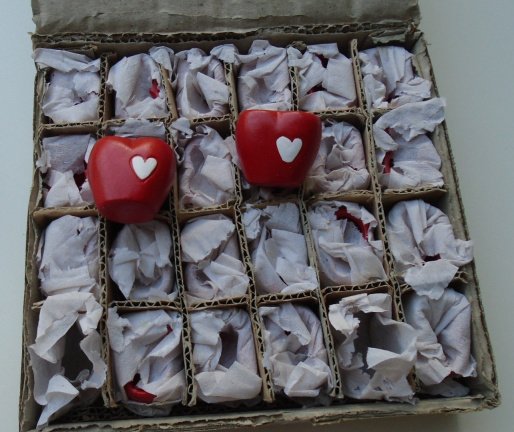 MINI POTJES IN HARTEN VORM DOOS 24 STUKS - Afbeelding 2