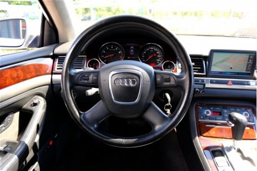 Audi A8 - 4.2 quattro Aut. Leder/Xenon/Navi/Schuifdak/Zeer exclusief - 1