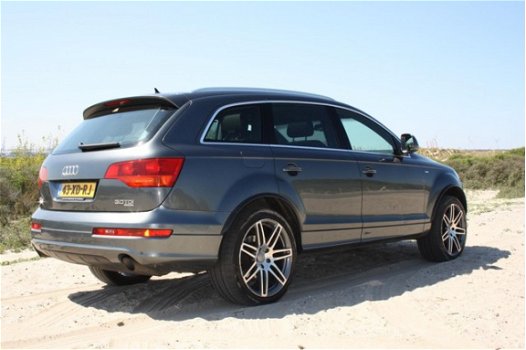 Audi Q7 - 3.0 TDI quattro Pro Line+ 5+2 S-Line panorama dak luchtvering NAP . Nederlandse auto - 1