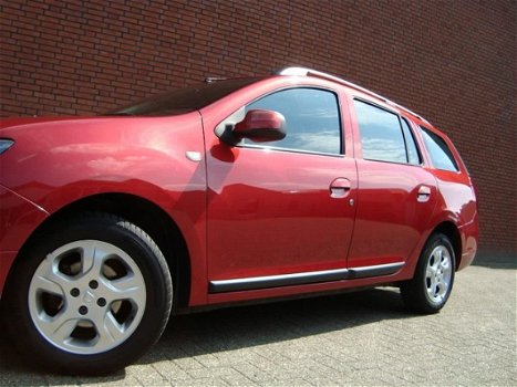 Dacia Logan MCV - 0.9 TCe Prestige / 1ste eig Orig. NL NAVI - 1