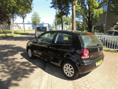 Volkswagen Polo - 1.4-16V Trendline Airco - 1