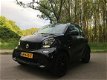 Smart Fortwo - 52kW MET LEDER/ LM-VELGEN/ GLAZEN DAK - 1 - Thumbnail