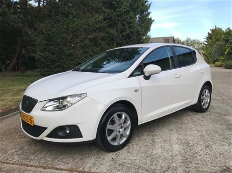 Seat Ibiza - 1.2 TDI Style Ecomotive Airco, PDC, NAP, Nette auto - 1