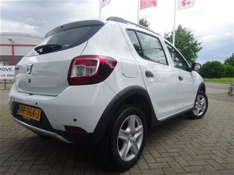 Dacia Sandero - TCe 90 PK Stepway Lauréate 1e EIGENAAR, SLECHTS 28000 KM GEREDEN, DERHALVE IN ABSOLU - 1