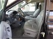 Chrysler Voyager - 2.8 CRD Aut I Rolstoelvervoer I Nette Auto - 1 - Thumbnail