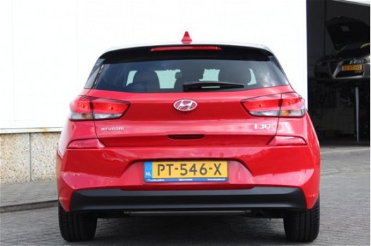 Hyundai i30 - 1.0 T-GDi 120PK FIRST EDITION |NAVI |CLIMA |CRUISE - 1