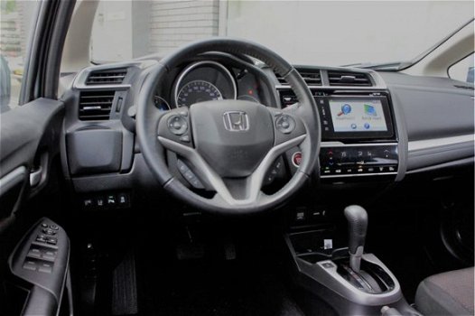 Honda Jazz - 1.3 i-VTEC Elegance Bluetooth/Camera/DAB/Navi/PrivacyGlass/PDC/Velgen RIJKLAAR €14.998 - 1