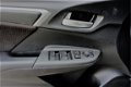 Honda Jazz - 1.3 i-VTEC Elegance Bluetooth/Camera/DAB/Navi/PrivacyGlass/PDC/Velgen RIJKLAAR €14.998 - 1 - Thumbnail