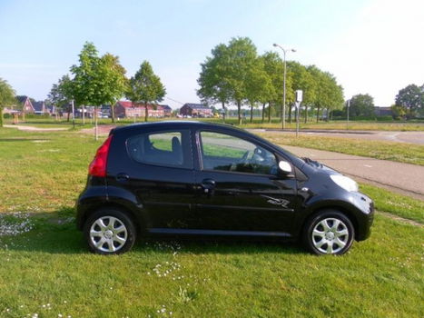 Peugeot 107 - 1.0-12v Sublime Airco - 1