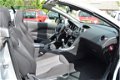 Peugeot 308 CC - 1.6 VTi 120pk Sport Pack van € 7950 nu voor € 6250 grijp je kans - 1 - Thumbnail