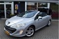 Peugeot 308 CC - 1.6 VTi 120pk Sport Pack van € 7950 nu voor € 6250 grijp je kans - 1 - Thumbnail