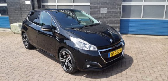 Peugeot 208 - 1.2 PureTech GT-line Navi/Camera 17