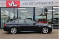 BMW 5-serie - 520i Executive | Navigatie | M Pakket | Climate Control | Dealer onderhouden | Eerste - 1 - Thumbnail