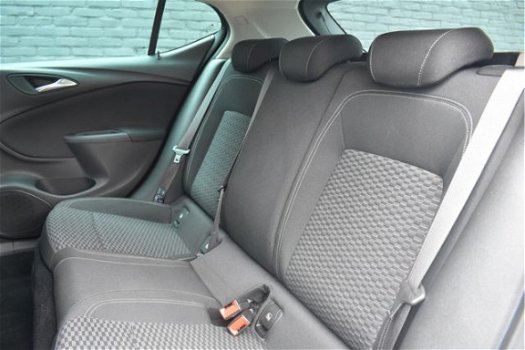 Opel Astra - 1.0 Turbo Online Edition | Navigatie | AGR-comfortstoelen | Parkeersensoren voor en ach - 1