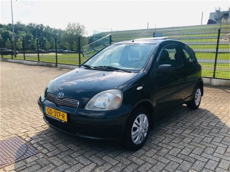 Toyota Yaris - 1.3-16V VVT-i Sol - 1