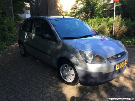 Ford Fiesta - 1.3 Style - 1