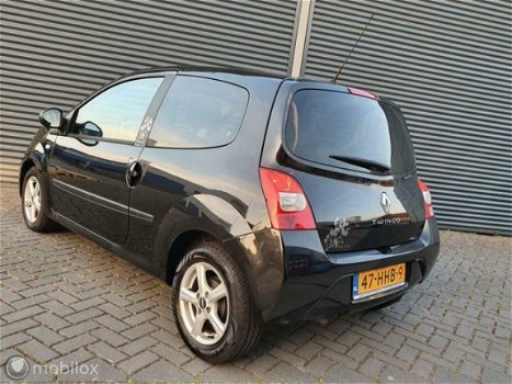 Renault Twingo - 1.2-16V Night & Day Airco NW APK LAGE KM - 1