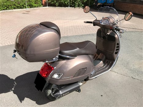 Scooter Vespa GTS 300 Touring ABS / ASR - 2
