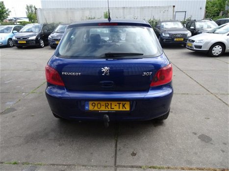 Peugeot 307 - 1.6-16V XT Premium - 1