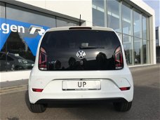 Volkswagen Up! - 1.0 R-Line Pakket