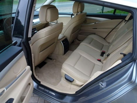 BMW 5-serie Gran Turismo - 520d Executive Aut. Lederen bekleding / Navigatie - 1