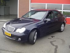 Mercedes-Benz C-klasse - 200 CDI Classic // Automaat // Trekhaak