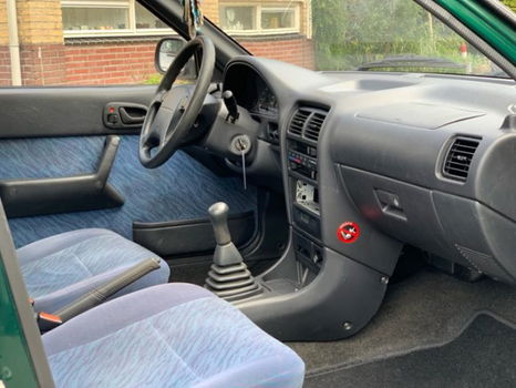 Suzuki Swift - 1.3 GLX/Airco/Stuubkr/Elek.ramen/Nieuwe APK - 1